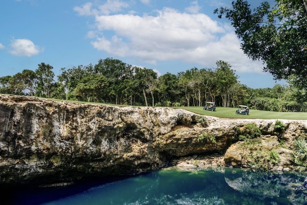 PGA Riviera Maya cenote