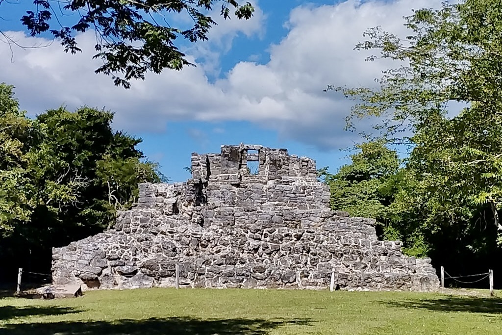 San Gervasio Cozumel The Ka'na Nah pyramid at the San Gervasio ruins, as seen when approached from the south. Photo Carlos Rosado van der Gracht